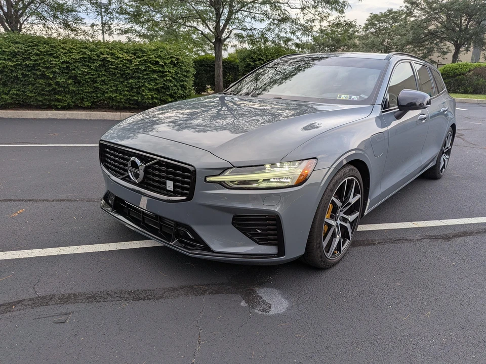 2022 Volvo V60 2nd Gen - Image 7 of 31