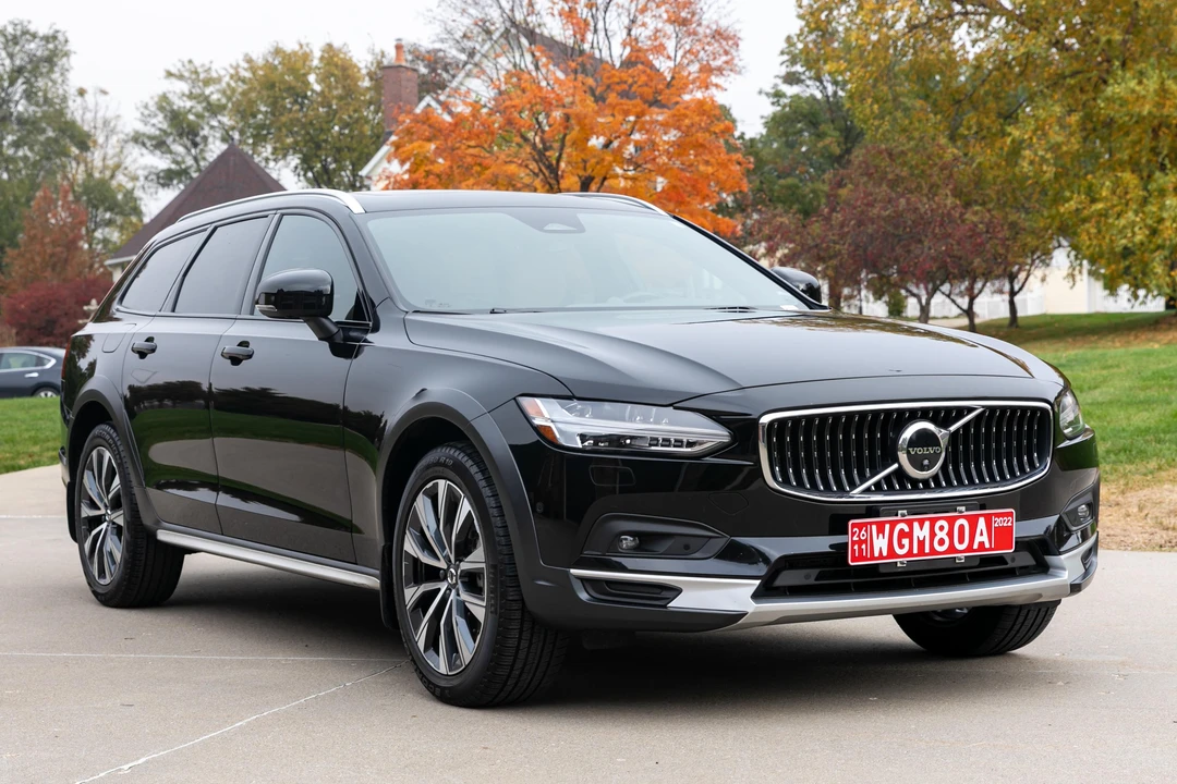 2022 Volvo V90 - Image 10 of 31