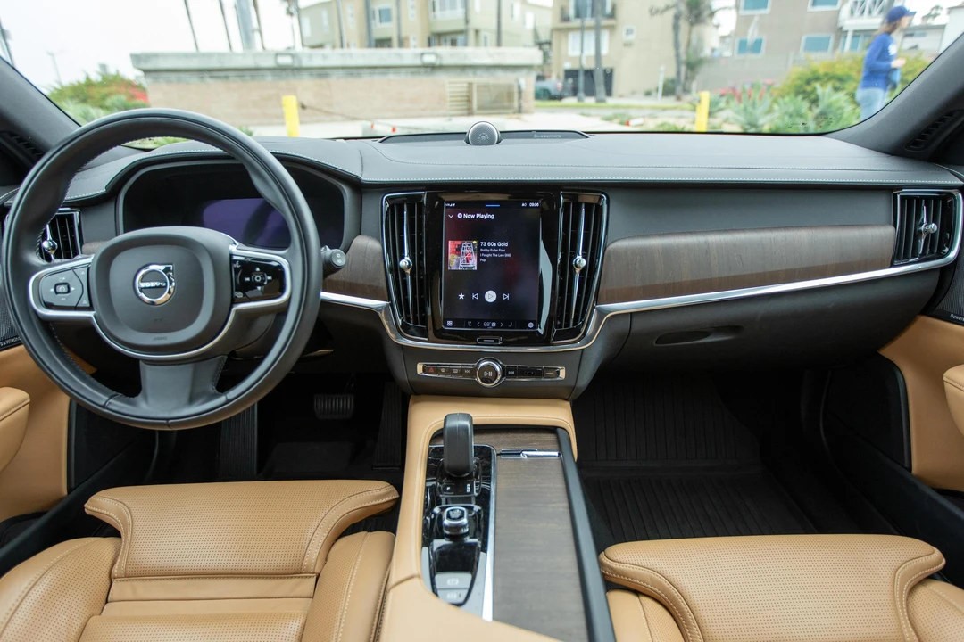 2022 Volvo V90 - Image 26 of 31