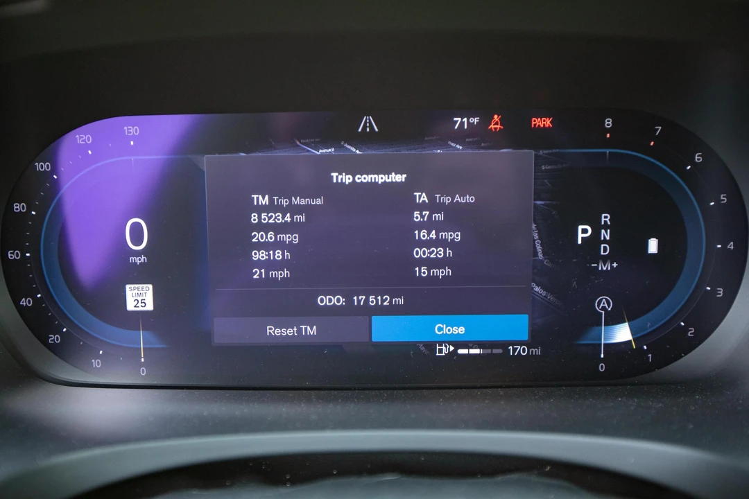 2022 Volvo V90 - Image 29 of 31