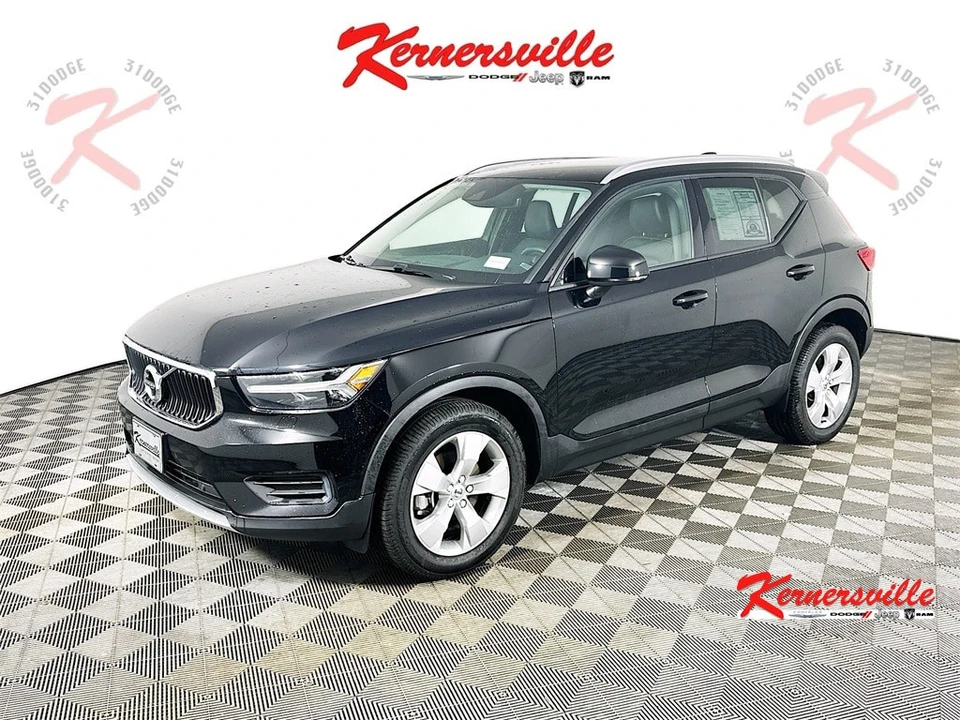 2022 Volvo XC40 - Image 3 of 12
