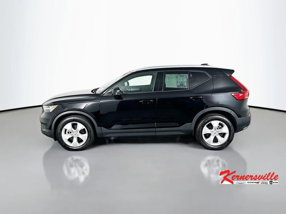 2022 Volvo XC40 - Image 4 of 12