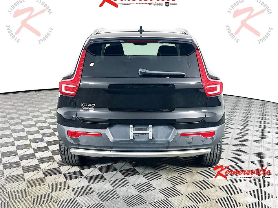 2022 Volvo XC40 - Image 6 of 12
