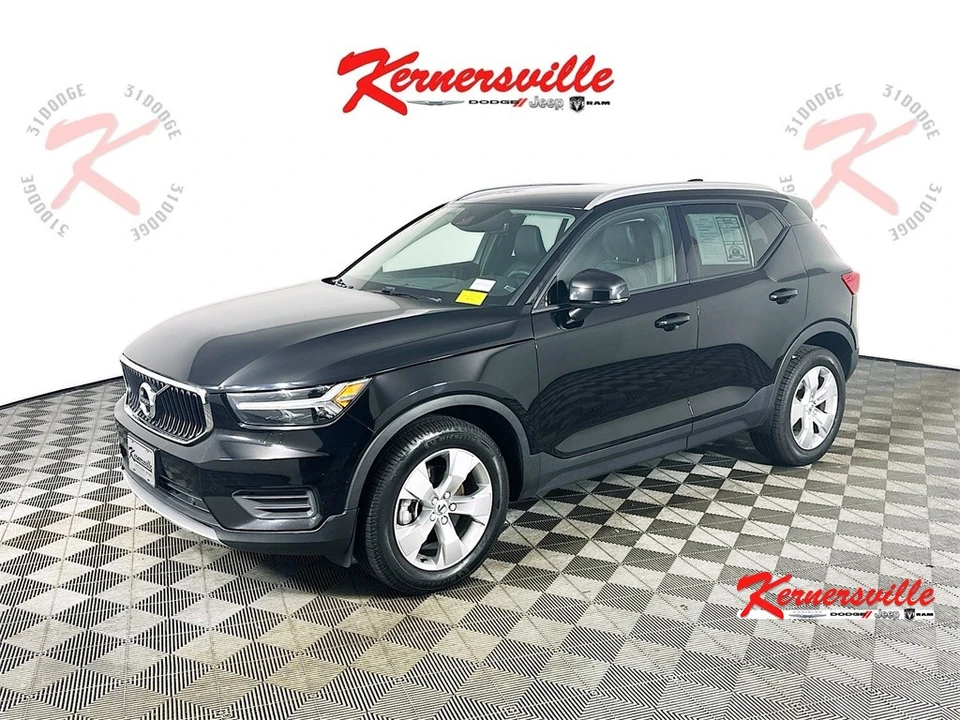 2022 Volvo XC40 - Image 3 of 12