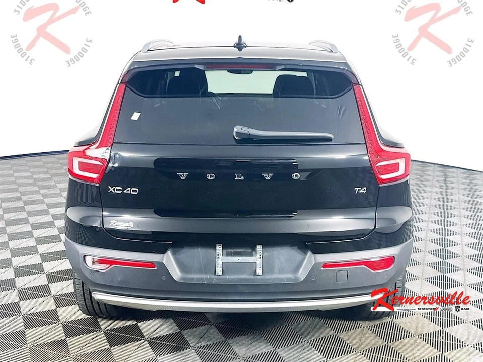 2022 Volvo XC40 - Image 6 of 12