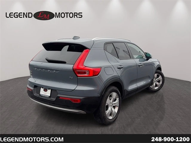 2022 Volvo XC40 - Image 8 of 12