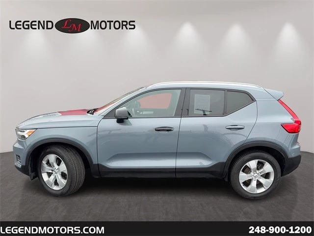 2022 Volvo XC40 - Image 5 of 21