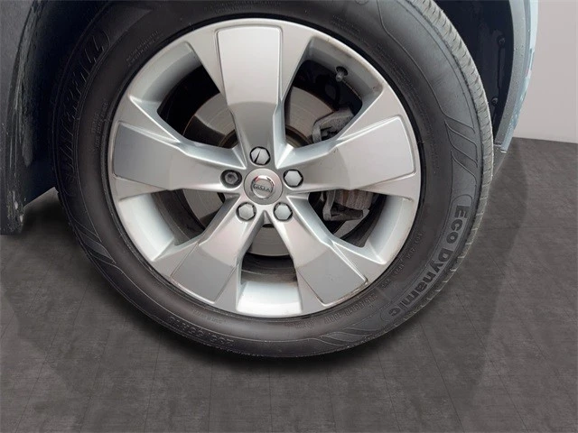 2022 Volvo XC40 - Image 10 of 21
