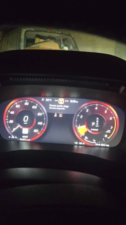 2022 Volvo XC40 - Image 8 of 12