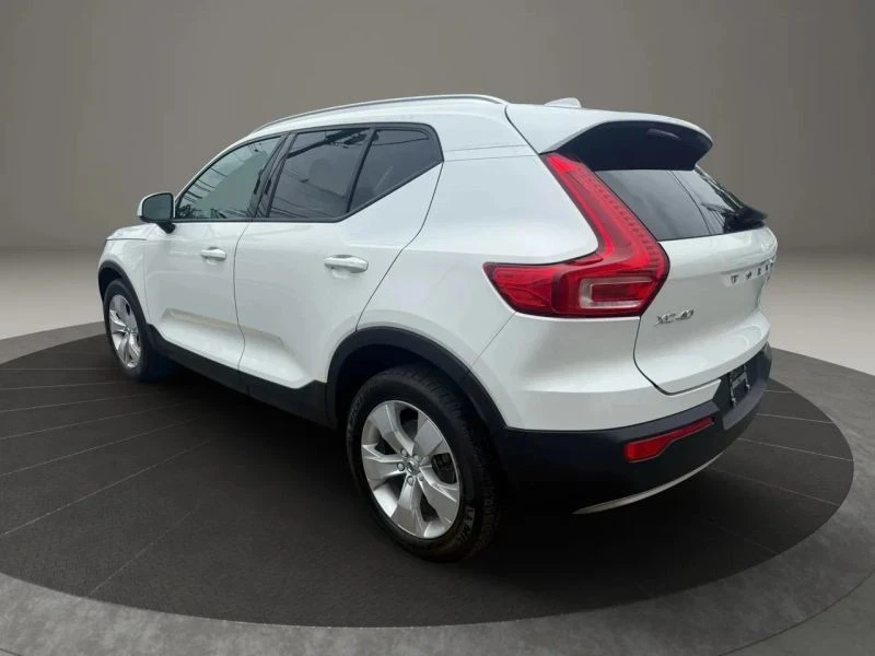 2022 Volvo XC40 - Image 7 of 12