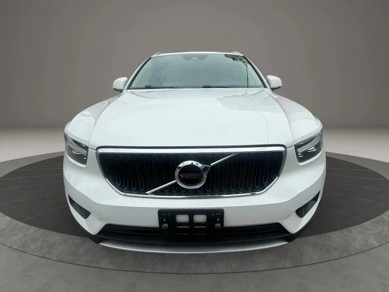 2022 Volvo XC40 - Image 2 of 12