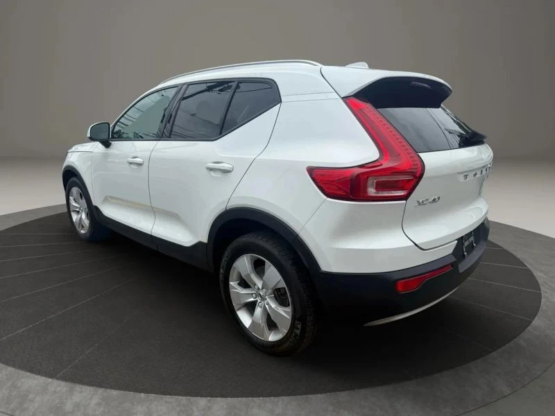 2022 Volvo XC40 - Image 7 of 12