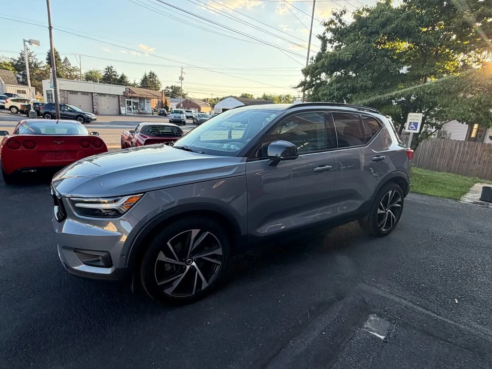 2022 Volvo XC40 - Image 5 of 19