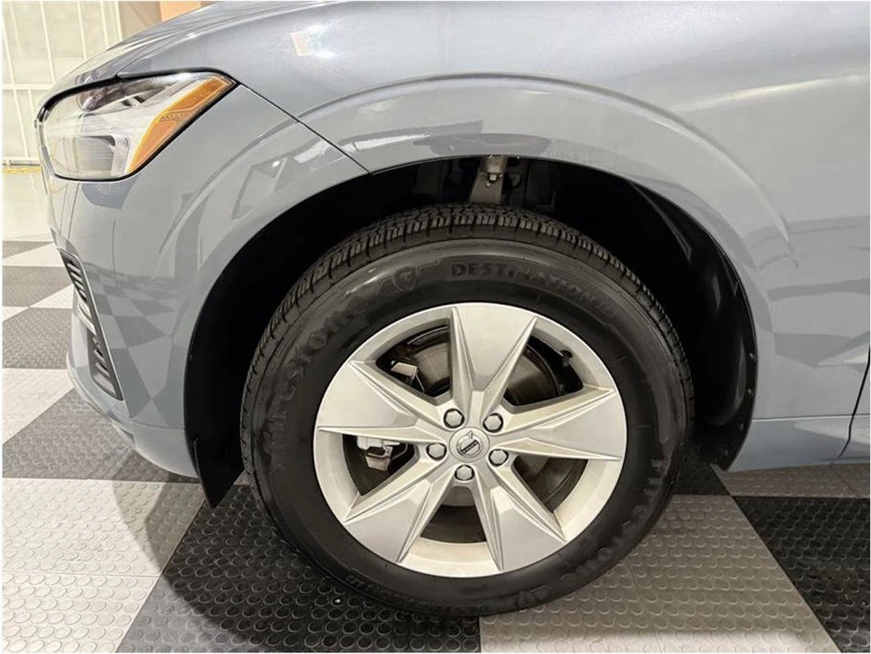 2022 Volvo XC60 2nd Gen - Image 11 of 20