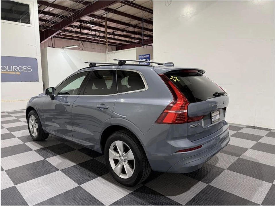 2022 Volvo XC60 2nd Gen - Image 7 of 20