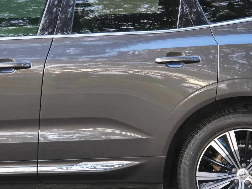 2022 Volvo XC60 2nd Gen - Image 14 of 21