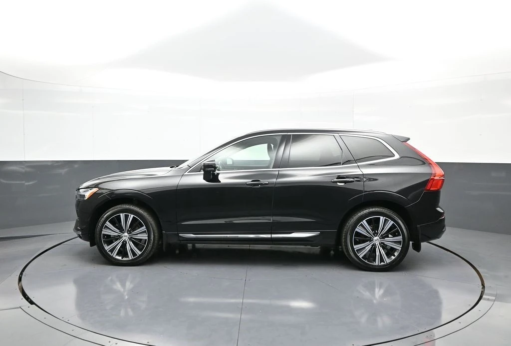 2022 Volvo XC60 2nd Gen - Image 9 of 21