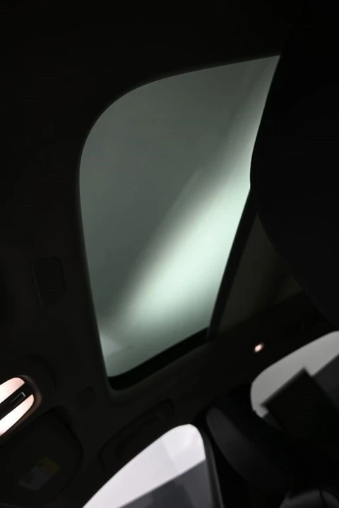 2022 Volvo XC60 2nd Gen - Image 20 of 21
