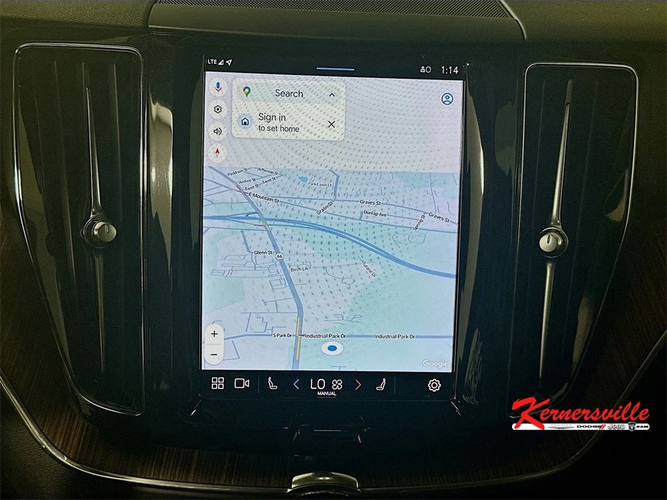 2022 Volvo XC60 2nd Gen - Image 19 of 21