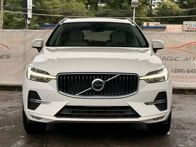 2022 Volvo XC60 2nd Gen - Image 5 of 12