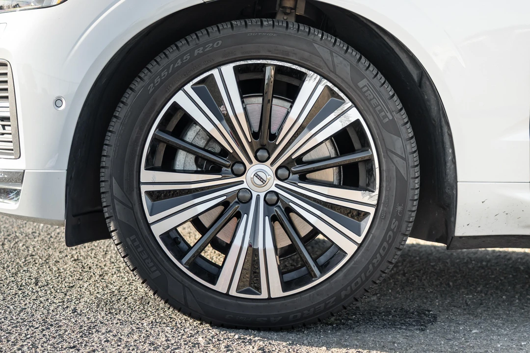 2022 Volvo XC60 2nd Gen - Image 31 of 31