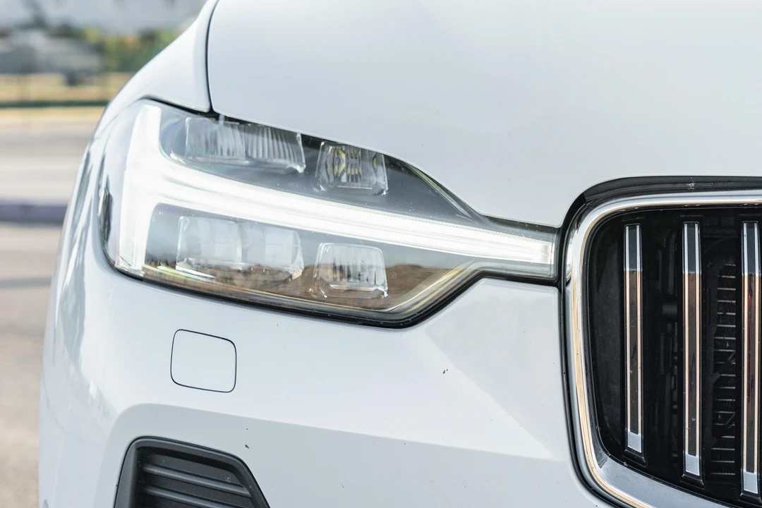 2022 Volvo XC60 2nd Gen - Image 10 of 31