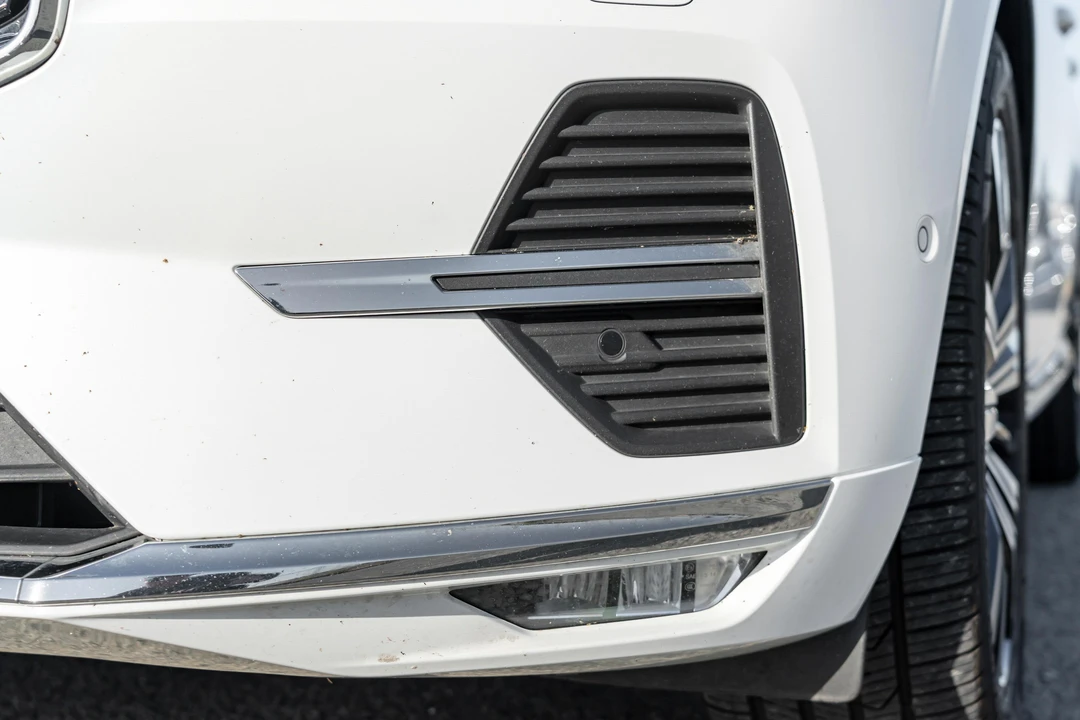 2022 Volvo XC60 2nd Gen - Image 16 of 31