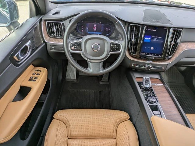 2022 Volvo XC60 2nd Gen - Image 12 of 21