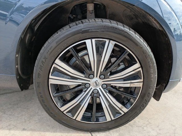 2022 Volvo XC60 2nd Gen - Image 9 of 21