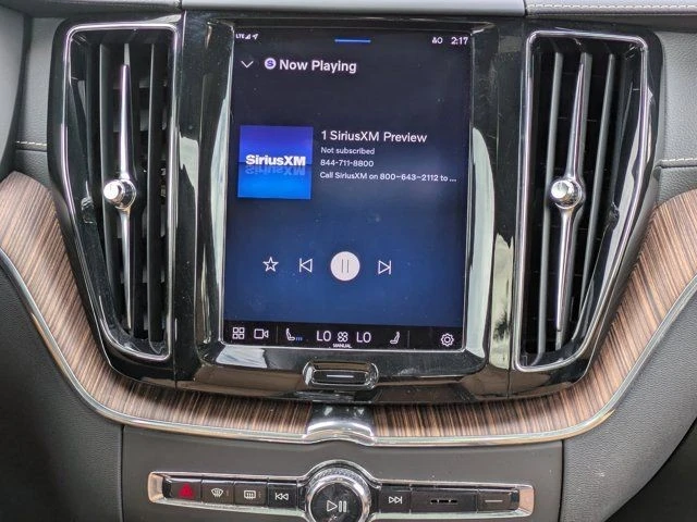 2022 Volvo XC60 2nd Gen - Image 14 of 21