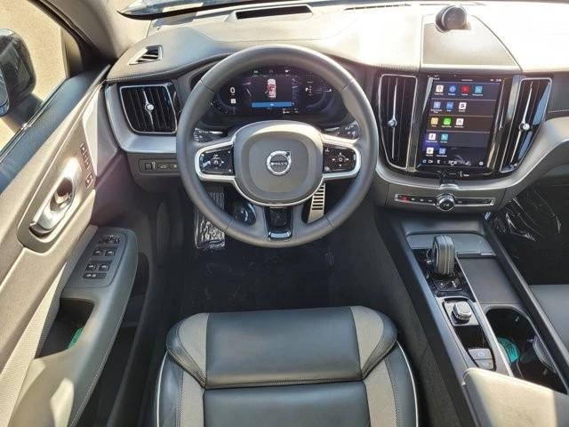 2022 Volvo XC60 2nd Gen - Image 14 of 21