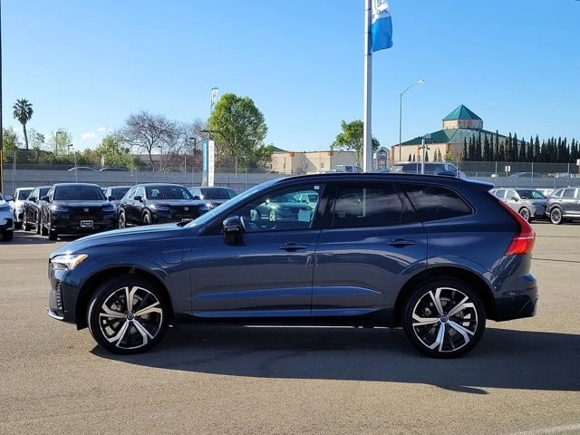 2022 Volvo XC60 2nd Gen - Image 8 of 12