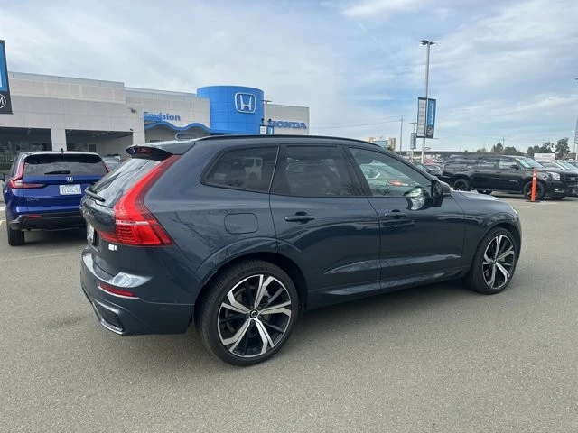 2022 Volvo XC60 2nd Gen - Image 3 of 5