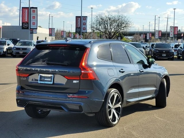 2022 Volvo XC60 2nd Gen - Image 5 of 12