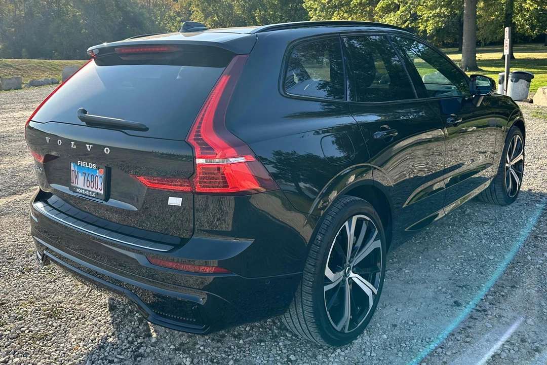 2022 Volvo XC60 2nd Gen - Image 4 of 31