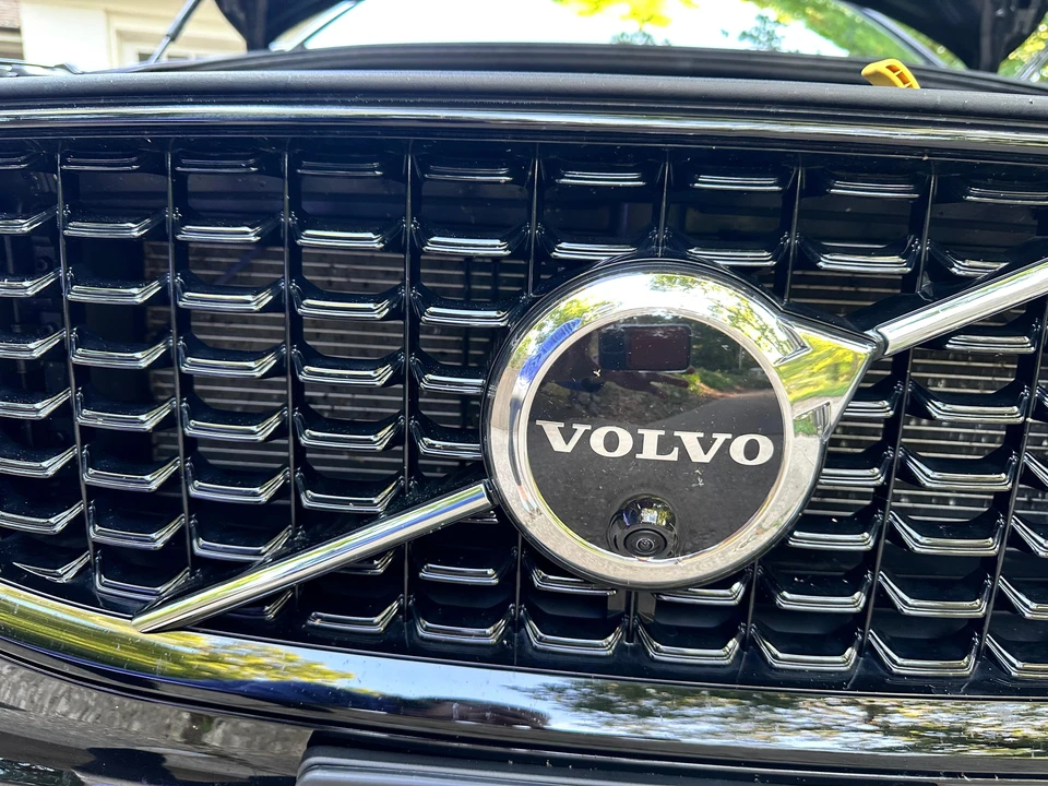 2022 Volvo XC60 2nd Gen - Image 19 of 31