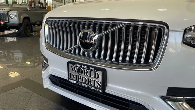 2022 Volvo XC90 2nd Gen - Image 11 of 21
