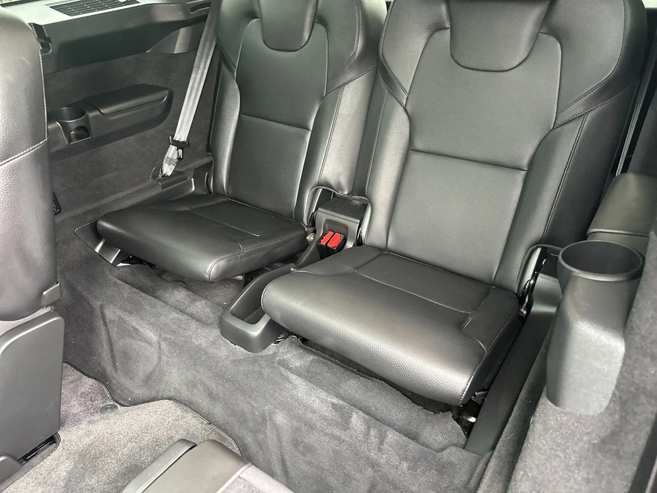 2022 Volvo XC90 2nd Gen - Image 16 of 21