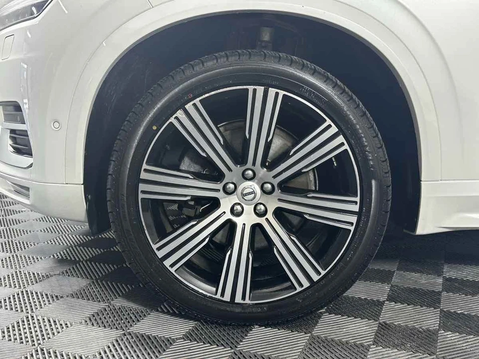 2022 Volvo XC90 2nd Gen - Image 15 of 21