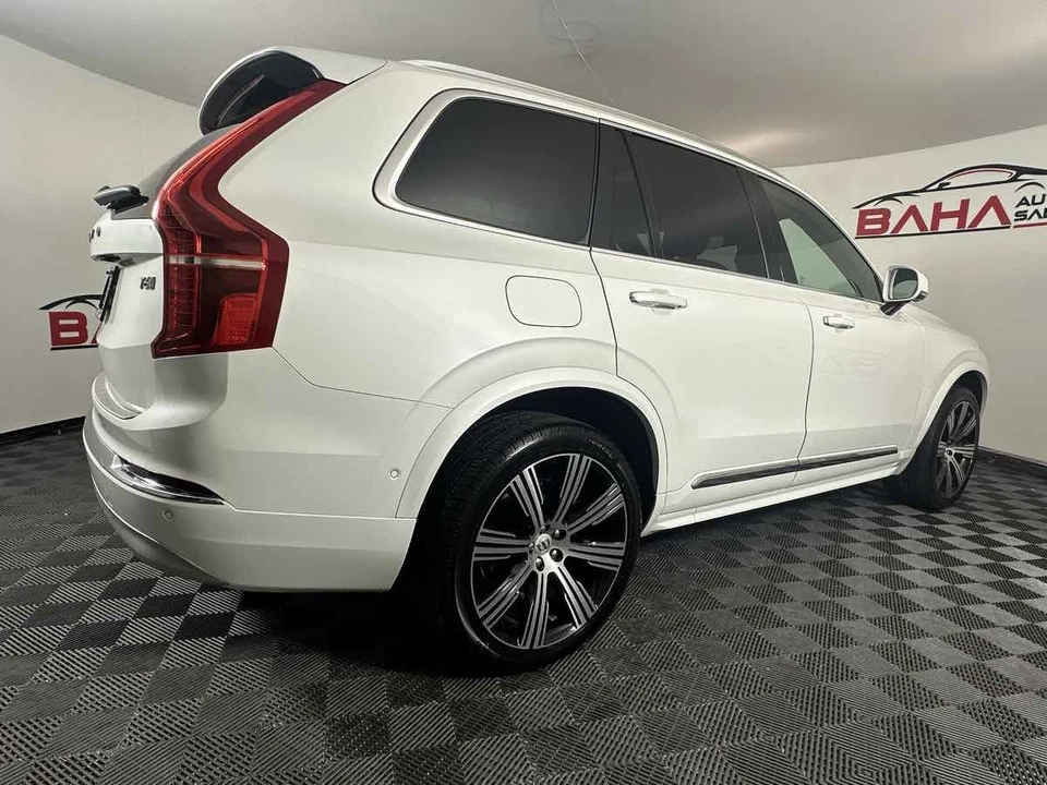 2022 Volvo XC90 2nd Gen - Image 9 of 21