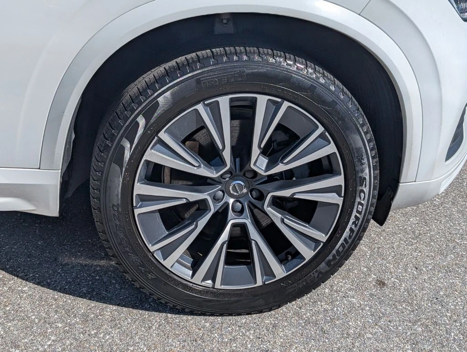 2022 Volvo XC90 2nd Gen - Image 9 of 21