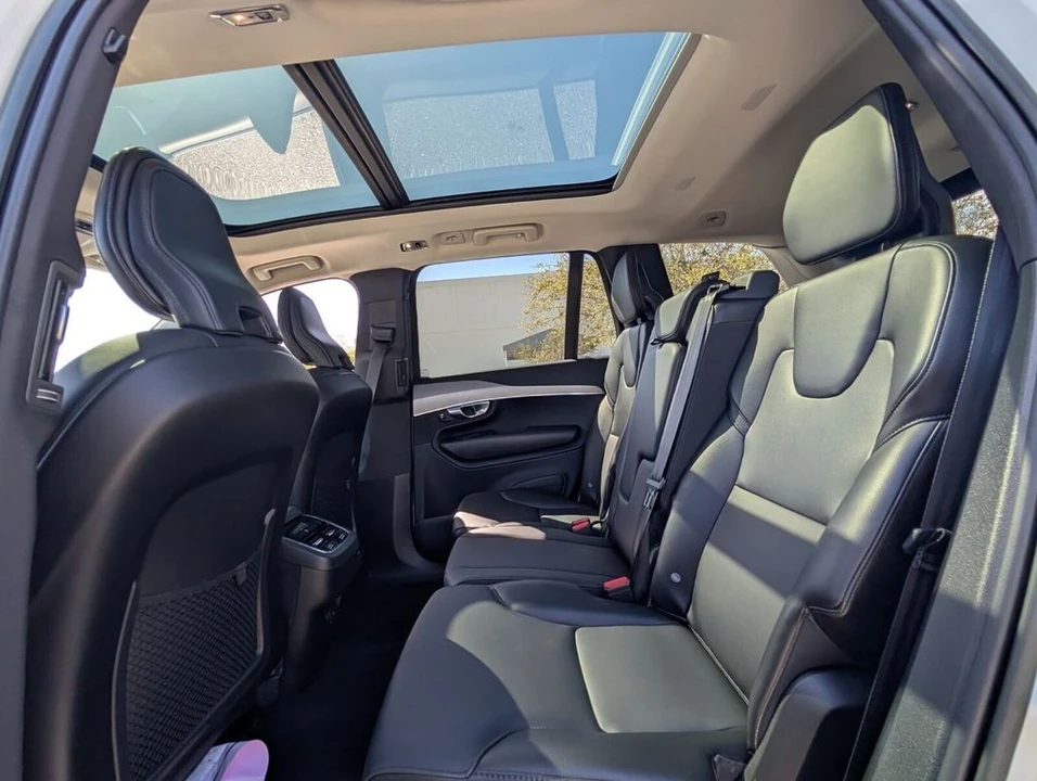 2022 Volvo XC90 2nd Gen - Image 12 of 21