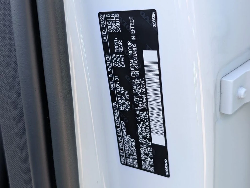2022 Volvo XC90 2nd Gen - Image 19 of 21