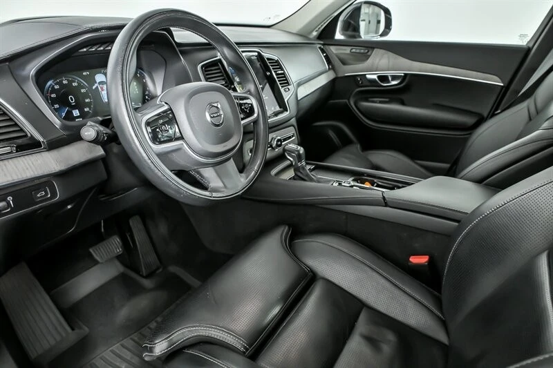 2022 Volvo XC90 2nd Gen - Image 17 of 21