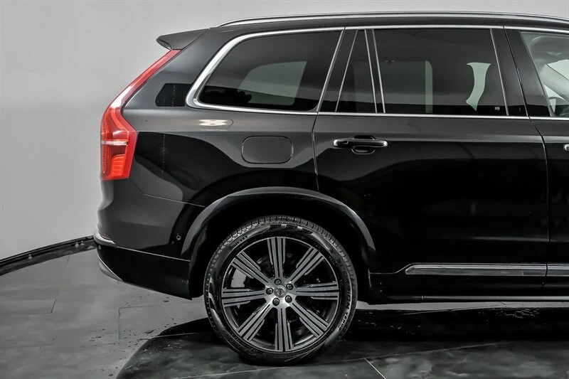 2022 Volvo XC90 2nd Gen - Image 11 of 21