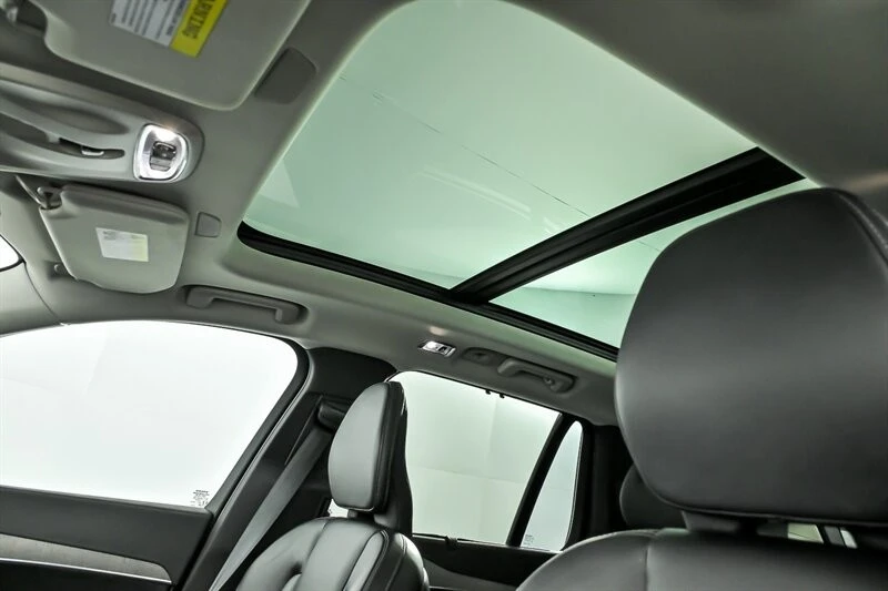 2022 Volvo XC90 2nd Gen - Image 20 of 21