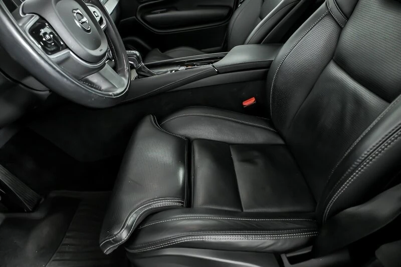 2022 Volvo XC90 2nd Gen - Image 18 of 21