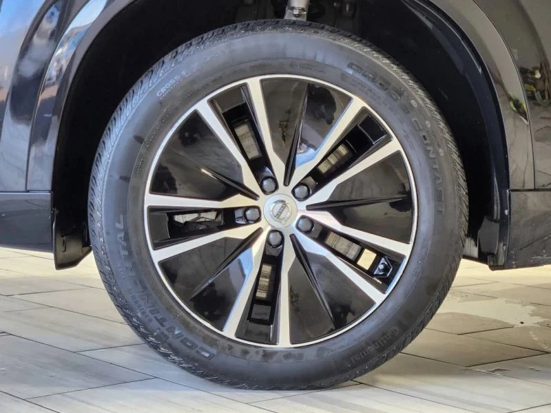 2022 Volvo XC90 2nd Gen - Image 9 of 12