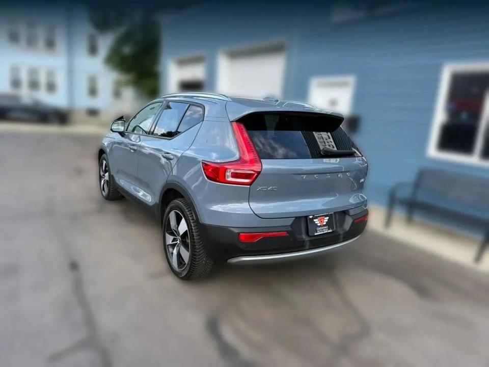 2022 Volvo XC40 - Image 5 of 20