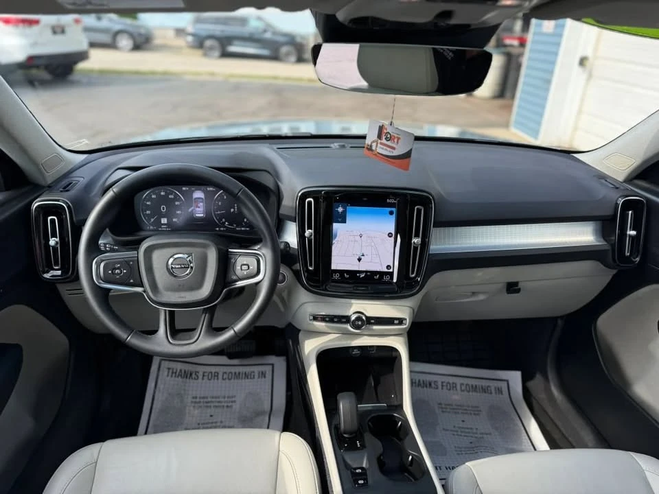 2022 Volvo XC40 - Image 12 of 20